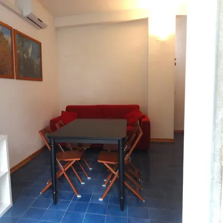 Via Pesaro 4 Aria Condizionata, Parcheggio Apartment