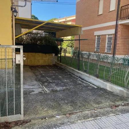 Via Pesaro 4 Aria Condizionata, Parcheggio Apartment *